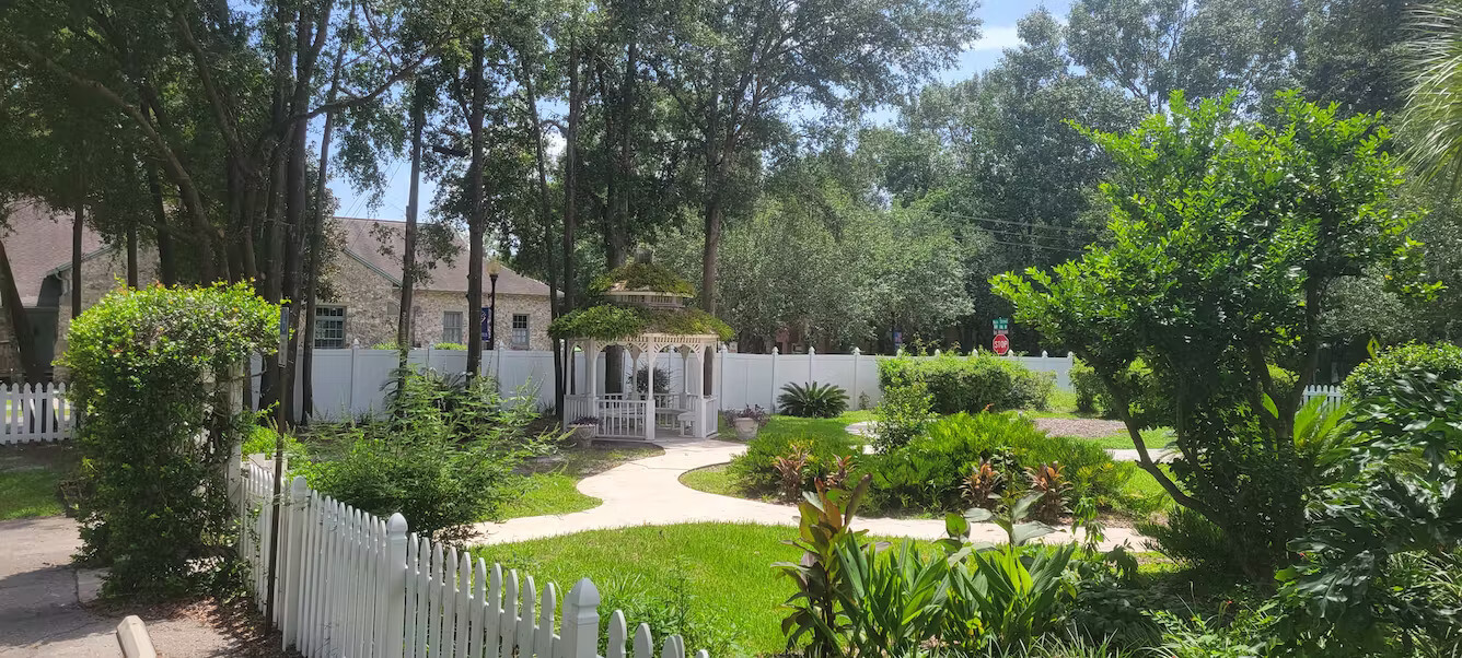 Wedding Venue in Alachua FL Teatime Tranquility & Treasures