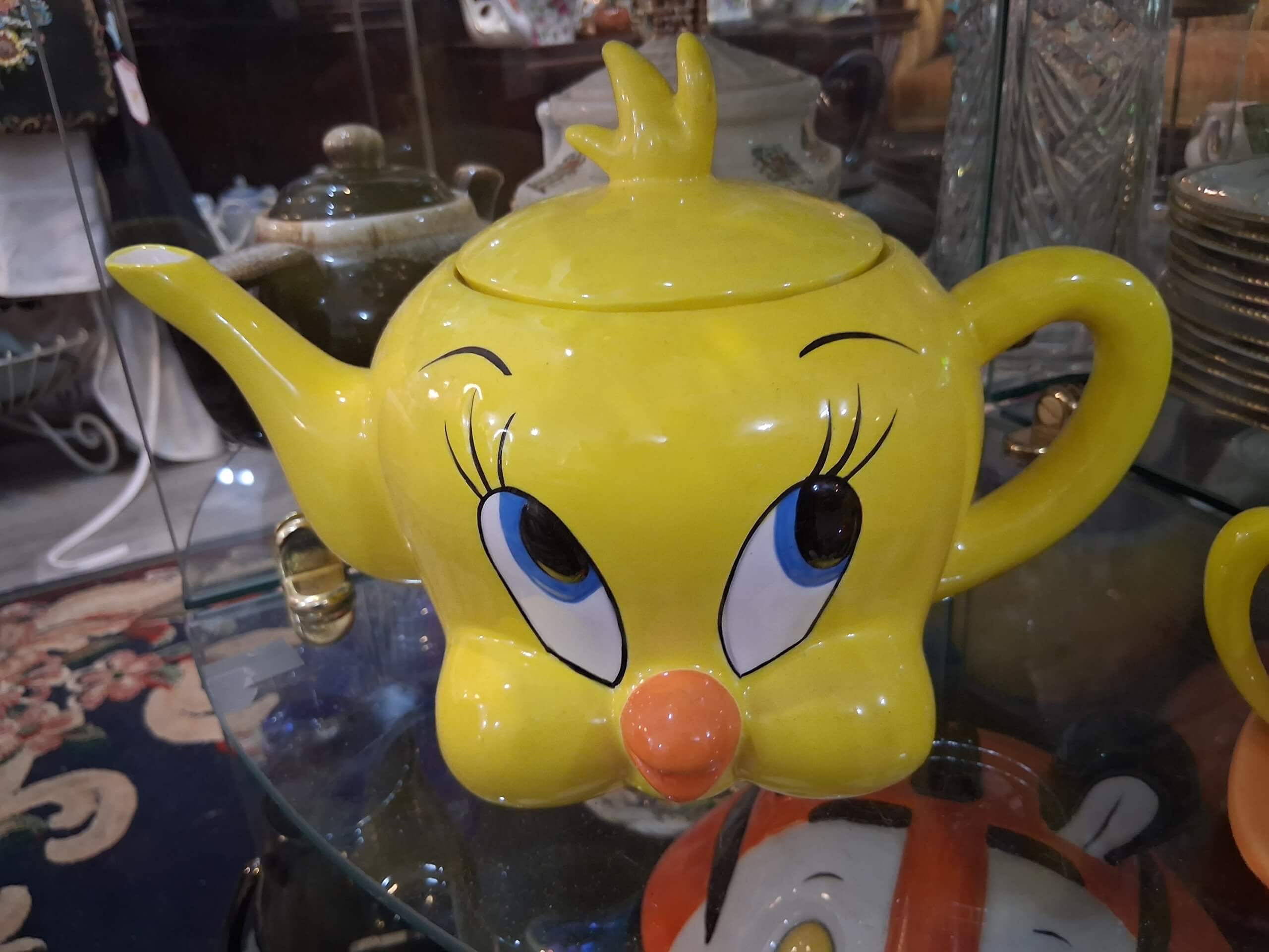 ◆TWEETY【トゥウィーティー】107㎝×バインディング・ブーツ付きセット Tweety Bird Tea set - Teatime Tranquility & Treasures