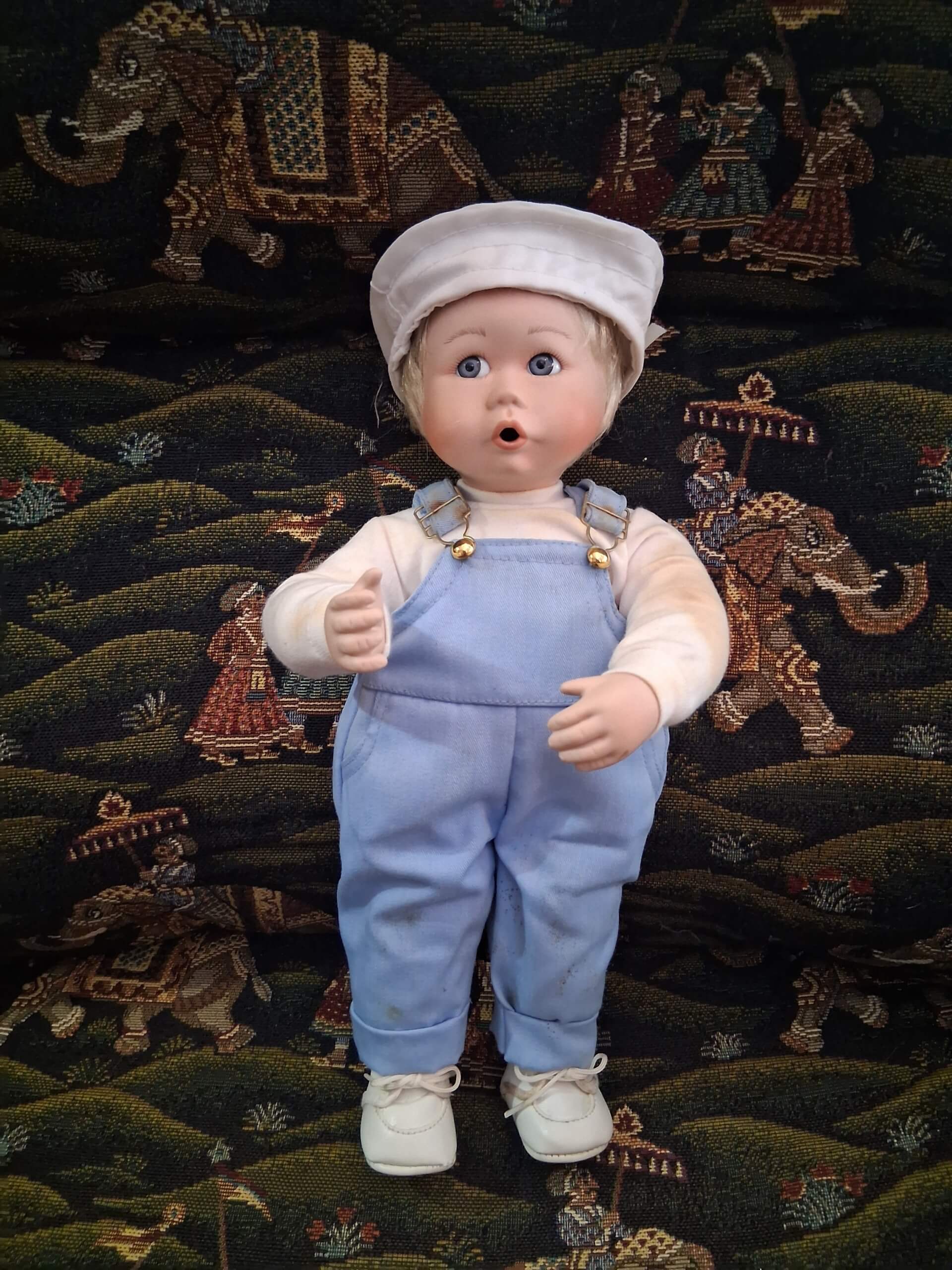 boy or girl BABY SHOWER VINTAGE. Hat ??Plus beautiful porcelain doll ?? Twin Blonde Boy and Girl Porcelain Dolls 14“ by MYD Marion  main image 4